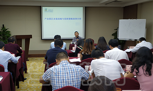 1539047962897064.jpg 729295941293330049.jpg