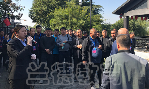 1540872052354365.jpg IMG_5444.jpg