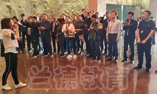 1540881009434999.jpg 329665410151032453.jpg