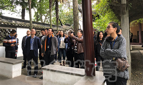 1542700501147634.jpg 南湖1.jpg