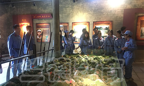 1542762470740918.jpg IMG_9954.jpg