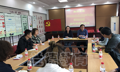 1560931930855547.jpg 殷行街道座谈交流.jpg