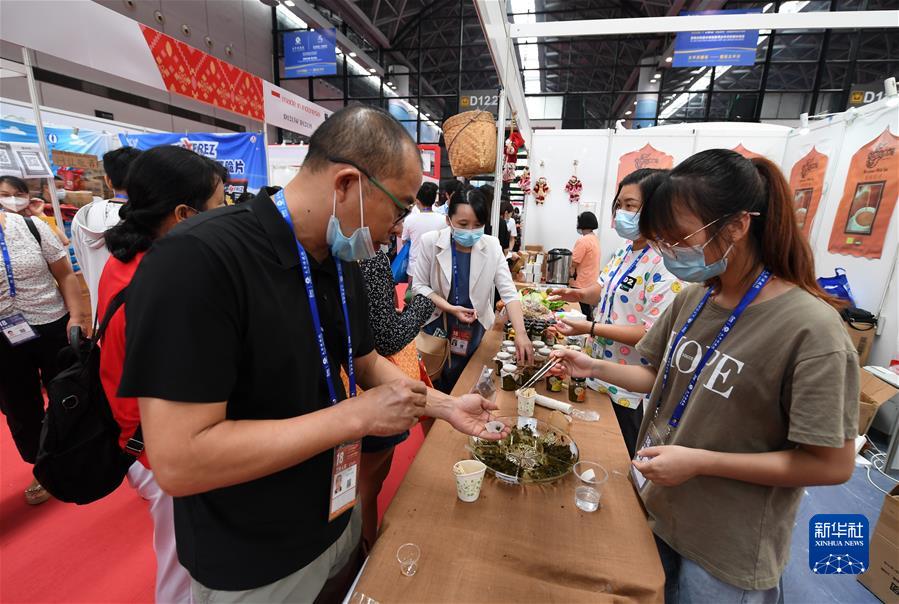 (新华全媒头条·图文互动)(13)十八岁的见证——从东博会看中国—东盟合作之变 (新华全媒头条·图文互动)(13)十八岁的见证——从东博会看中国—东盟合作之变