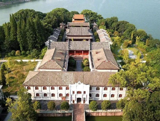 白鹭洲书院.jpg