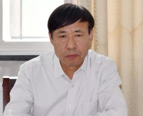 包思勤.jpg