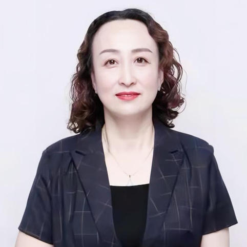 洪芳.jpg