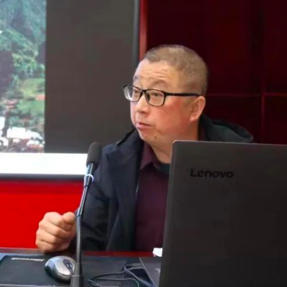 邱志奎.jpg