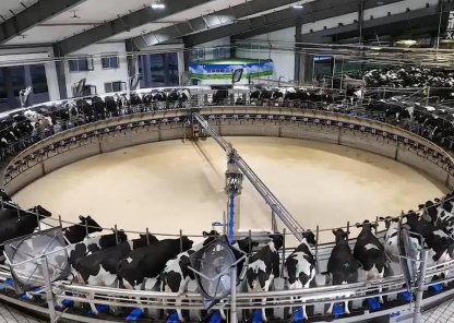锡林浩特市白音锡勒牧场.png