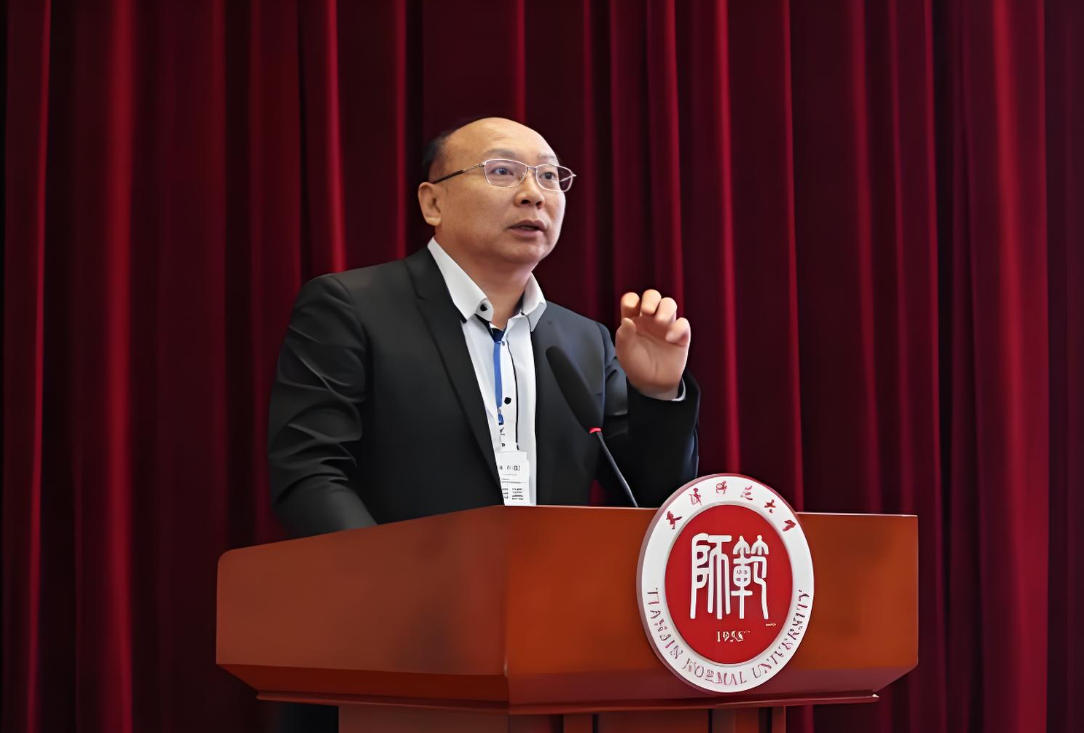 1769591201698686.jpg 秦海英.jpg