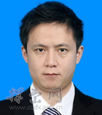 王群.jpg